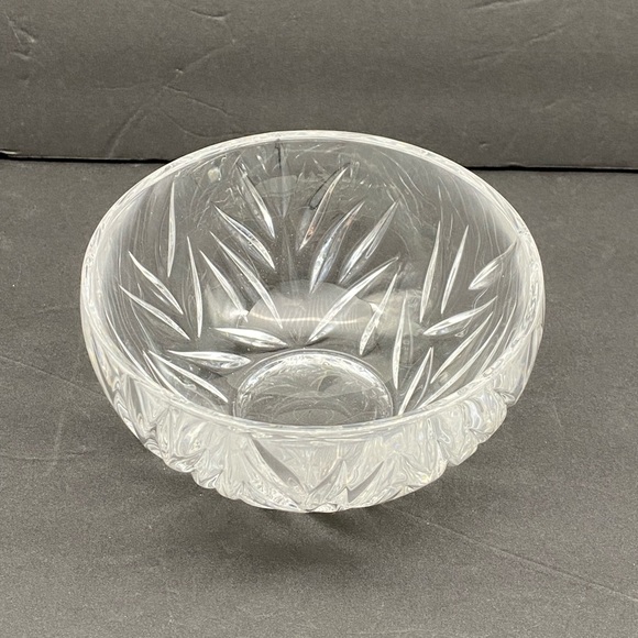 Vintage Cut Crystal Bowl Clear 5 3/4” W Smooth Edges Heavy 1 Lb 14 oz Fern Candy - Picture 2 of 11